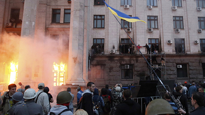 Anti-Kiev protesters regain control of city council in Mariupol