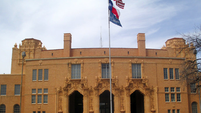 Extreme drought forces Texas town to use toilet water for drinking