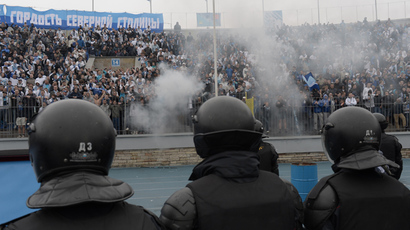 Tear gas, rubber bullets in Lille, France, as Everton fans clash with police