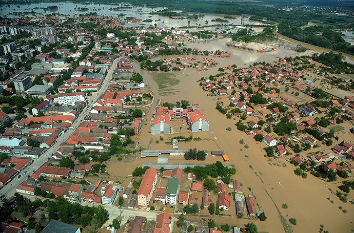 Aerial view shows the flooded town of Obrenovac, 40 kilometers west of Belgrade, on May 19, 2014. (AFP Photo / Alexa Stankovic)
