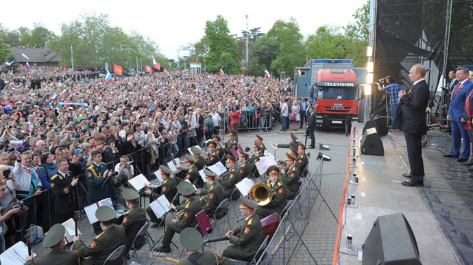 Russian President Vladimir Putin makes a speech during events to mark Victory Day in Sevastopol May 9, 2014.(Reuters / Alexei Druzhinin)