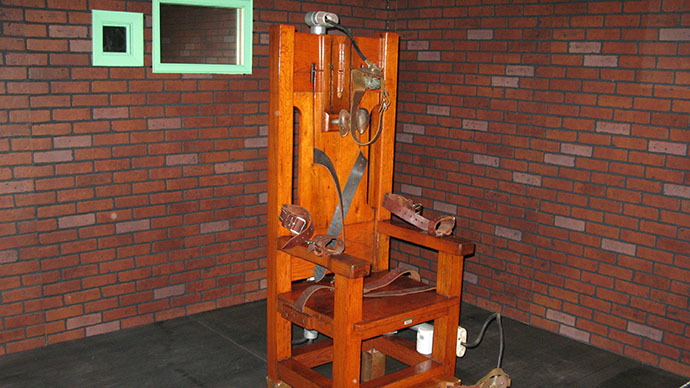 Electric chair returns for Tennessee death row inmates amid drug shortage
