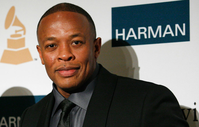 Rapper and producer Dr. Dre (Reuters / Jason Redmond) 