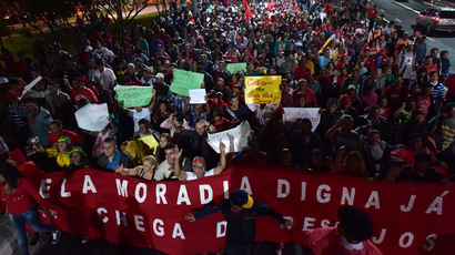 Rio's airport workers go on strike on the eve of World Cup opening
