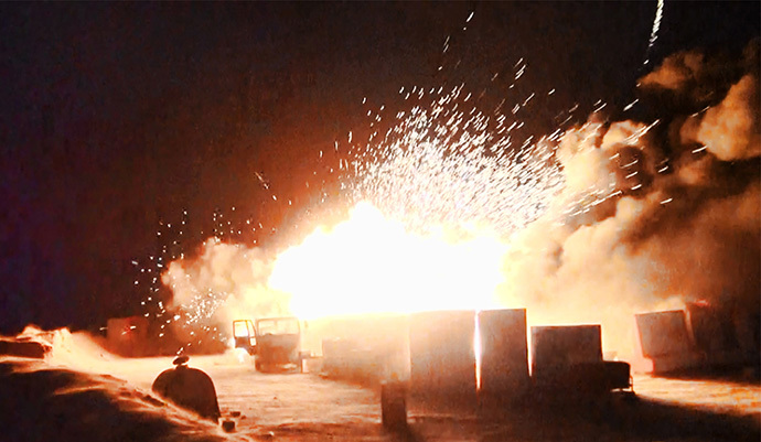 Explosion as militants of the Islamic State of Iraq and the Levant (ISIL) allegedly seize an Iraqi army checkpoint in the northern Iraqi province of Salahuddin on June 11, 2014. (AFP Photo / HO / Welayat Salahuddin)