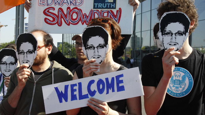 ‘Grant Snowden French asylum’ petition gets 150,000 signatures