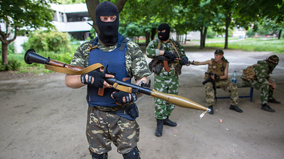 DRAMATIC: Ukraine army and self-defense militia exchange bodies (VIDEO)