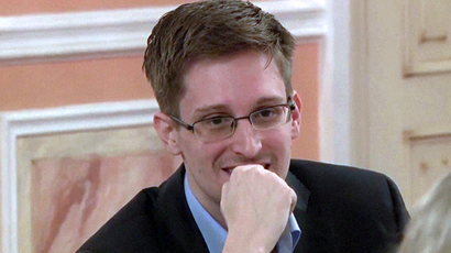 Snowden applies to extend asylum in Russia - lawyer