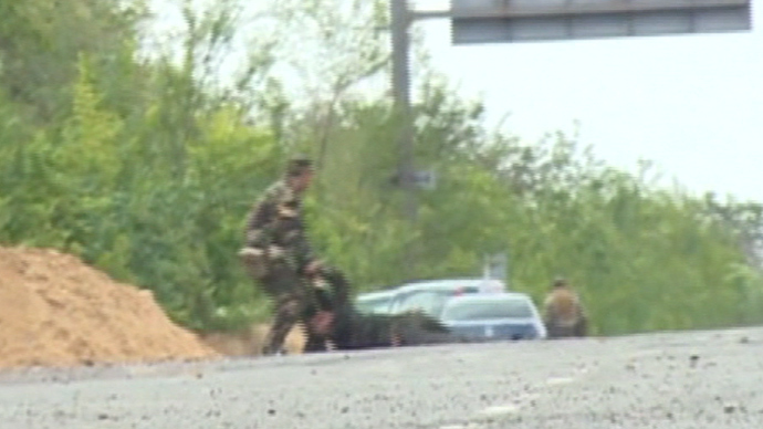 Moment Ukraine army shell hits Russian TV crew caught on tape (VIDEO)