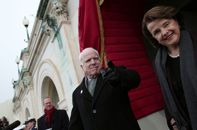 U.S. Senator John McCain (R-AZ) (L) and U.S. Sen. Dianne Feinstein (D-CA) (Reuters / Win McNamee)