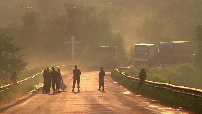 DRAMATIC: Ukraine army and self-defense militia exchange bodies (VIDEO)