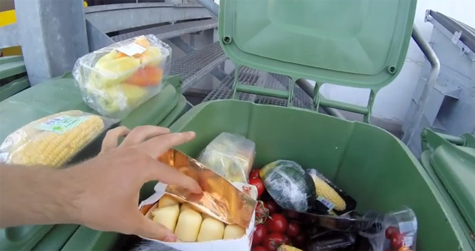 Food found in the trash cans of supermarkets (screenshot from youtube video by DUBANCHET Baptiste)