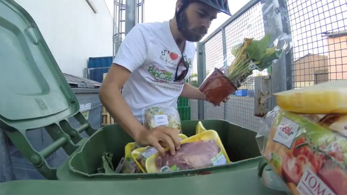 Frenchman eats from trash cans across Europe to protest food waste (PHOTOS)