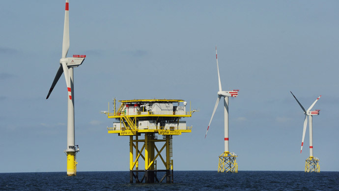 UK bank to invest £1bn of green energy in the ocean blue