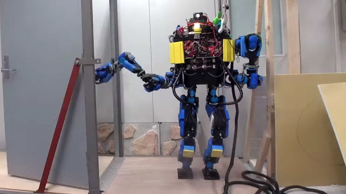 It drives and opens doors: Google to sell humanoid robot (VIDEO)