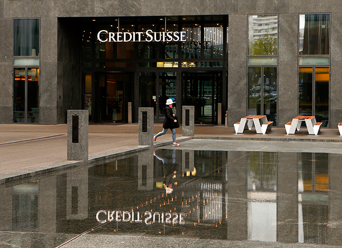 Swiss bank Credit Suisse in Zurich (Reuters / Arnd Wiegmann)