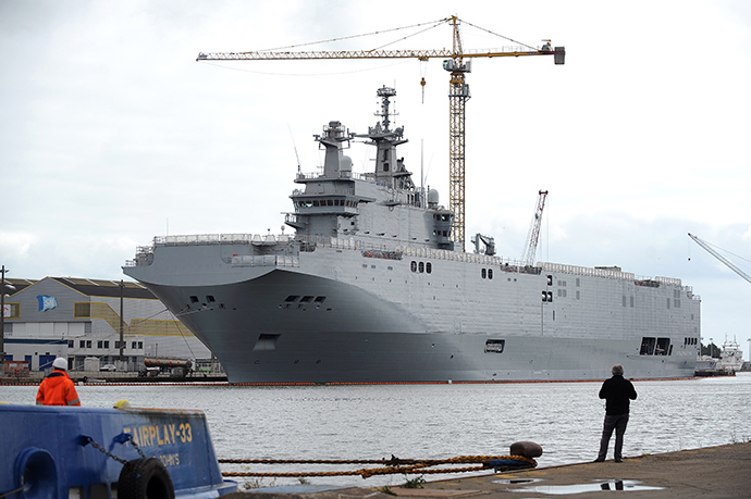 A photo taken on May 9, 2014 in Saint-Nazaire, western France, shows the Vladivostok warship, a Mistral class LHD amphibious vessel ordered by Russia to the STX France shipyard. The Vladivostok warship is one of two navy ships ordered to France by the Russian army (AFP Photo)