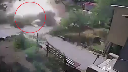 Shells devastate entire streets in eastern Ukrainian town (VIDEO, PHOTOS)