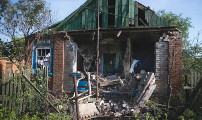 A mortar shell fired by Ukrainian military hit an ordinary residential building in Andreyevka village (Image from mid.ru)