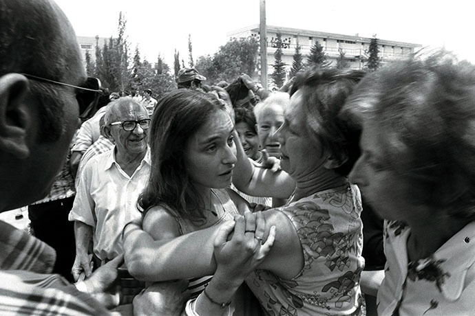 An Israeli family reunion at Ben-Gurion Airport after the Israeli raid on a hijacked Air France plane that had been flown to Entebbe, Uganda in 1976. (Reuters)