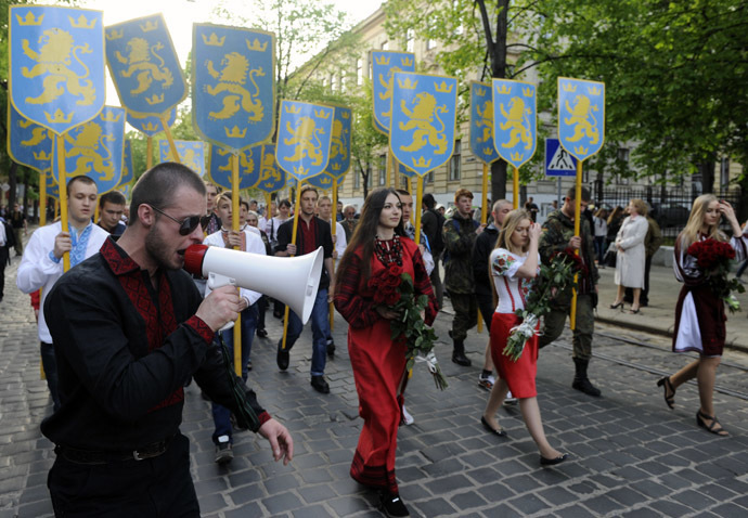 Ukrainian ultra-nationalists they march in the center of the western city of Lvov on April 27, 2014 to mark the 71st anniversary of 14th SS-Volunteer Division "Galician" foundation. (AFP Photo / Yuriy Dyachyshyn)