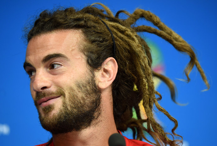 US midfielder Kyle Beckerman answers journalists during a press conference in the Pernambuco Arena in Recife on June 25, 2014 on the eve of the Group G football match betweenUSA and Germany in the 2014 FIFA World Cup. (AFP Photo/Patrik Stollarz)