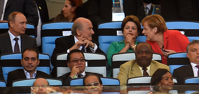 (Top L-R) Russian President Vladimir Putin, FIFA President Joseph Blatter, Brazilian President Dilma Rousseff and German Chancellor Angela Merkel attend the closing cermony prior to the 2014 FIFA World Cup final football match between Germany and Argentina at the Maracana Stadium in Rio de Janeiro, Brazil on July 13, 2014. (AFP Photo / Odd Andersen)