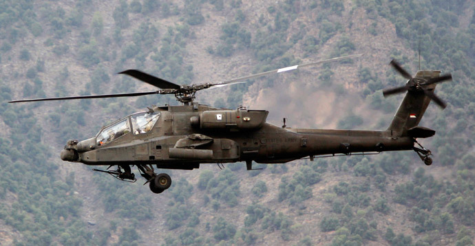 A U.S. military AH-64 Apache assault helicopter (Reuters / Erik De Castro)