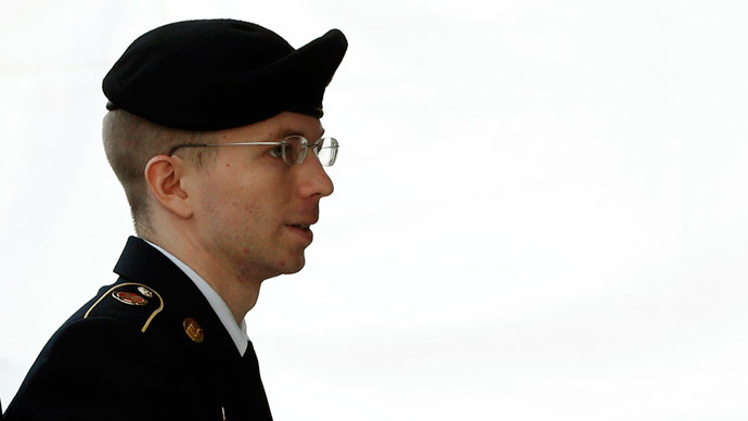 Army will reportedly begin gender treatment for Chelsea Manning