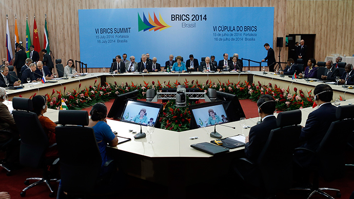 Leaders representing Brazil, Russia, India, China and South Africa attend the VI BRICS Summit in Fortaleza July 15, 2014 (Reuters / Nacho Doce)