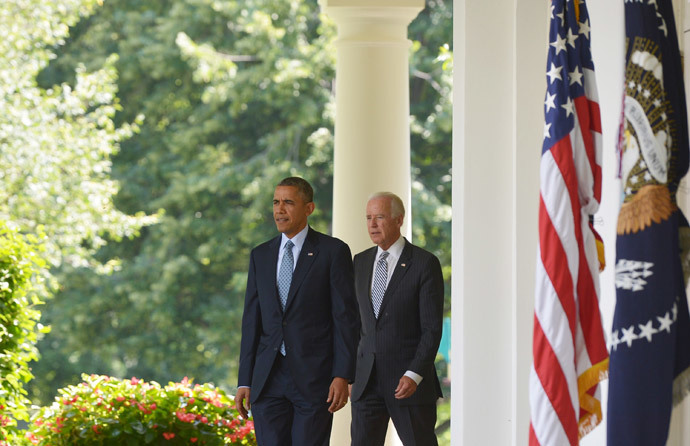US President Barack Obama(L) and Vice President Joe Biden (AFP Photo / Mandel Ngan)