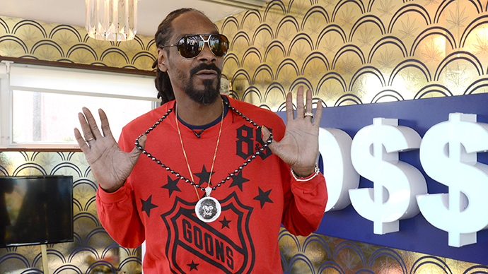 Snoop Dogg claims he smoked marijuana in the White House bathroom (VIDEO)