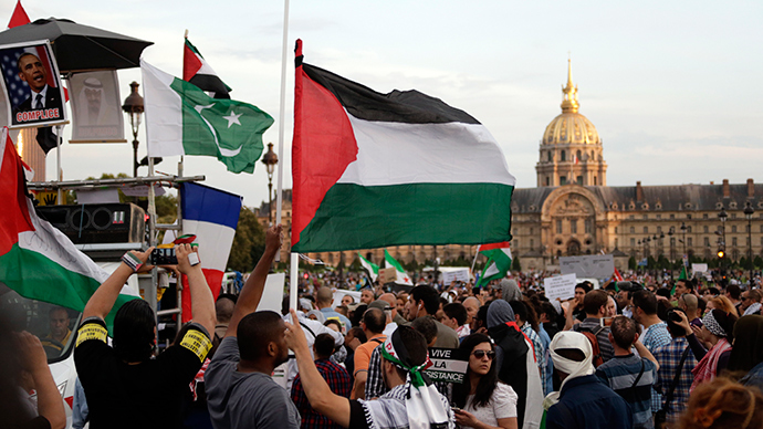 ‘Boycott Israel’: Thousands march in Paris in pro-Palestinian rally