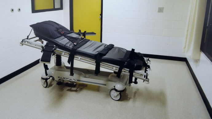 ‘Bring back firing squads’: Federal judge says executions should be executions