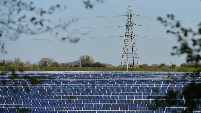 Solar panels on 500,000 UK buildings ‘facing wrong way’
