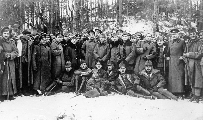 First World War. South-Western front line. Bonding between Russian soldiers of the 37th rifle infantry division and Hungarians. Funds of the Central Museum of the Revolution of the USSR (now the State Central Museum of Contemporary History of Russia) in Moscow. Photocopy. (RIA Novosti)