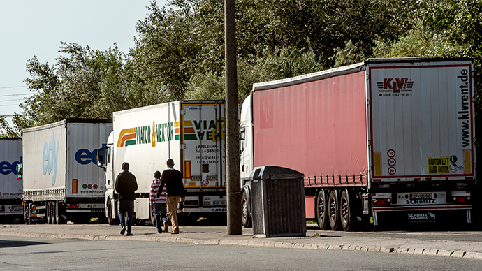 ​Send them to the UK: French port struggles to tackle immigration crisis