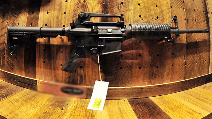 Arrested Arizonian claims bringing AR-15 into Phoenix airport was a political statement