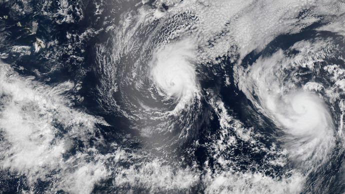 Hawaii prepares for first direct hit from hurricane in 22 years as second storm looms
