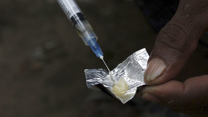 Heroin addicts to be given free foil on the state