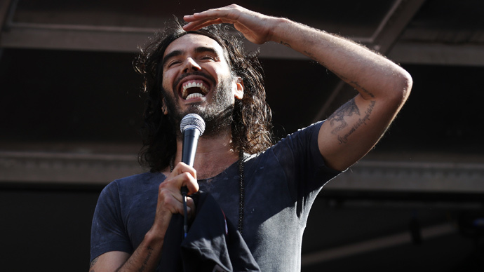 Russell Brand mocks Bill O'Reilly for proposing Berlin Wall against immigrants (VIDEO)