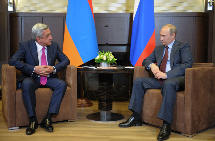 Russian President Vladimir Putin (right) has a bilateral meeting with Armenian President Serzh Sargsyan in Bocharov Ruchey residence.(RIA Novosti / Alexei Druzhinin)