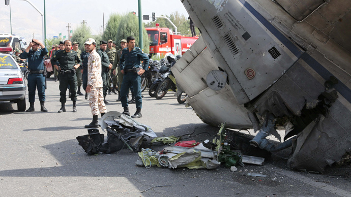 39 killed as airliner crashes near Tehran's Mehrabad Airport (VIDEO)