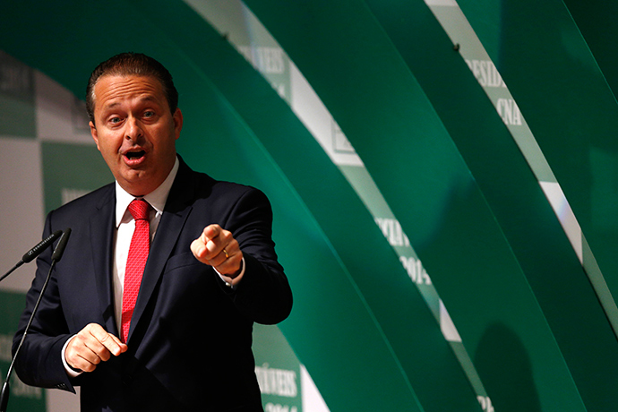 Former governor of Pernambuco state and Brazilian Socialist Party (PSB) presidential candidate Eduardo Campos (Reuters / Ueslei Marcelino)