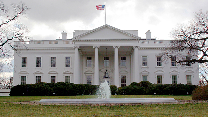 Secret Service investigating photo of Islamic State flag outside of White House