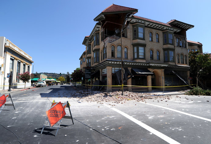A damaged nuilding is seen in Napa, California after earthquake struck the area in the early hours of August 24, 2014. (AFP Photo / Josh Edelson )