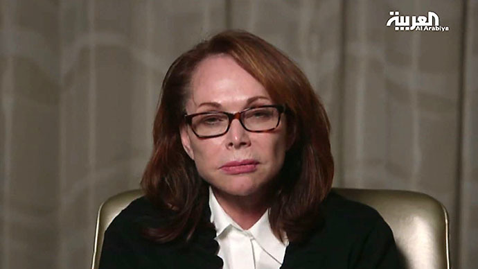 An image grab taken on August 27, 2014 off the pan-Arab al-Arabiya satellite television shows Shirley Sotloff, the mother of US hostage Steven Sotloff, who has been threatened with death by jihadist militants, pleading for her son's life amid mounting fears for Americans captured in Syria. (AFP Photo)
