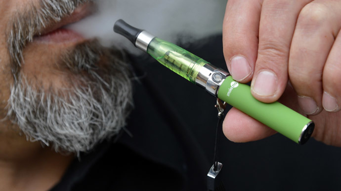 ​E-Cigarettes could save thousands of lives, experts say
