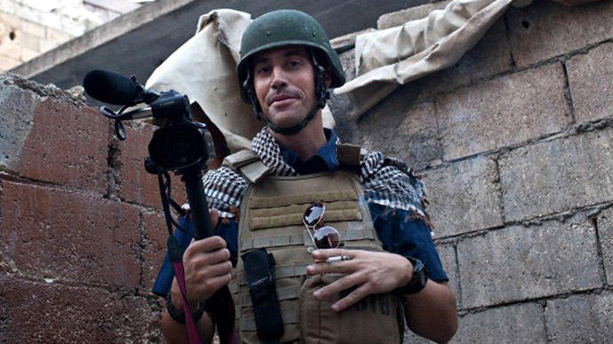 This hand out picture courtesy of Nicole Tung taken on November 5, 2012 in Aleppo shows US freelance reporter James Foley. (AFP Photo)