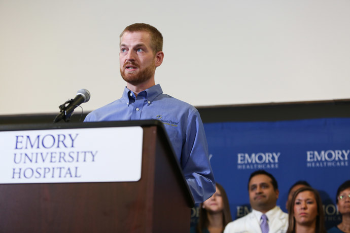 Dr. Kent Brantly speaks during a press conference announcing his release from Emory Hospital on August 21, 2014 in Atlanta. (AFP Photo/Jessica McGowan)